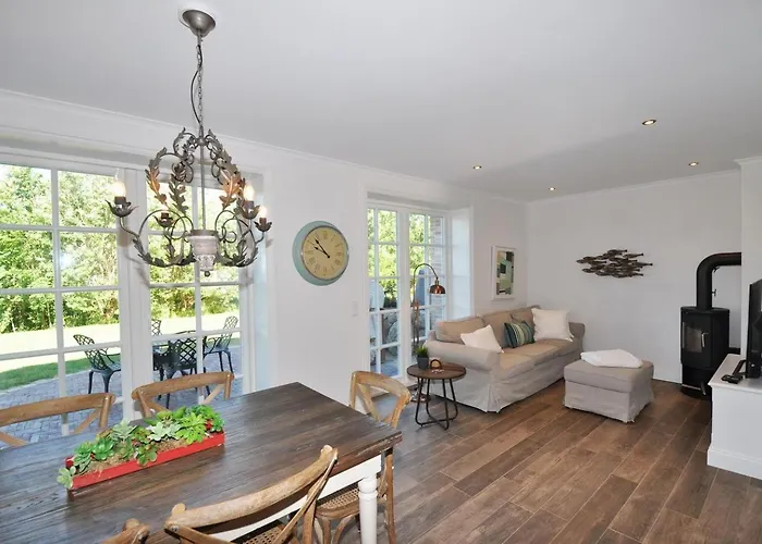 Doppelhaushaelfte Albrecht Hus