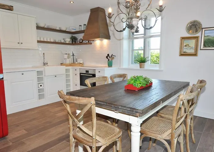 Doppelhaushaelfte Albrecht Hus *